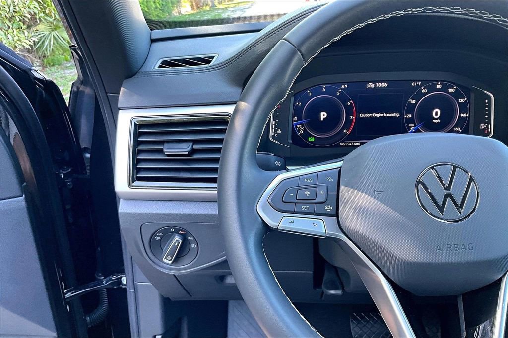 Certified 2023 Volkswagen Atlas Cross Sport SE FWD image 24