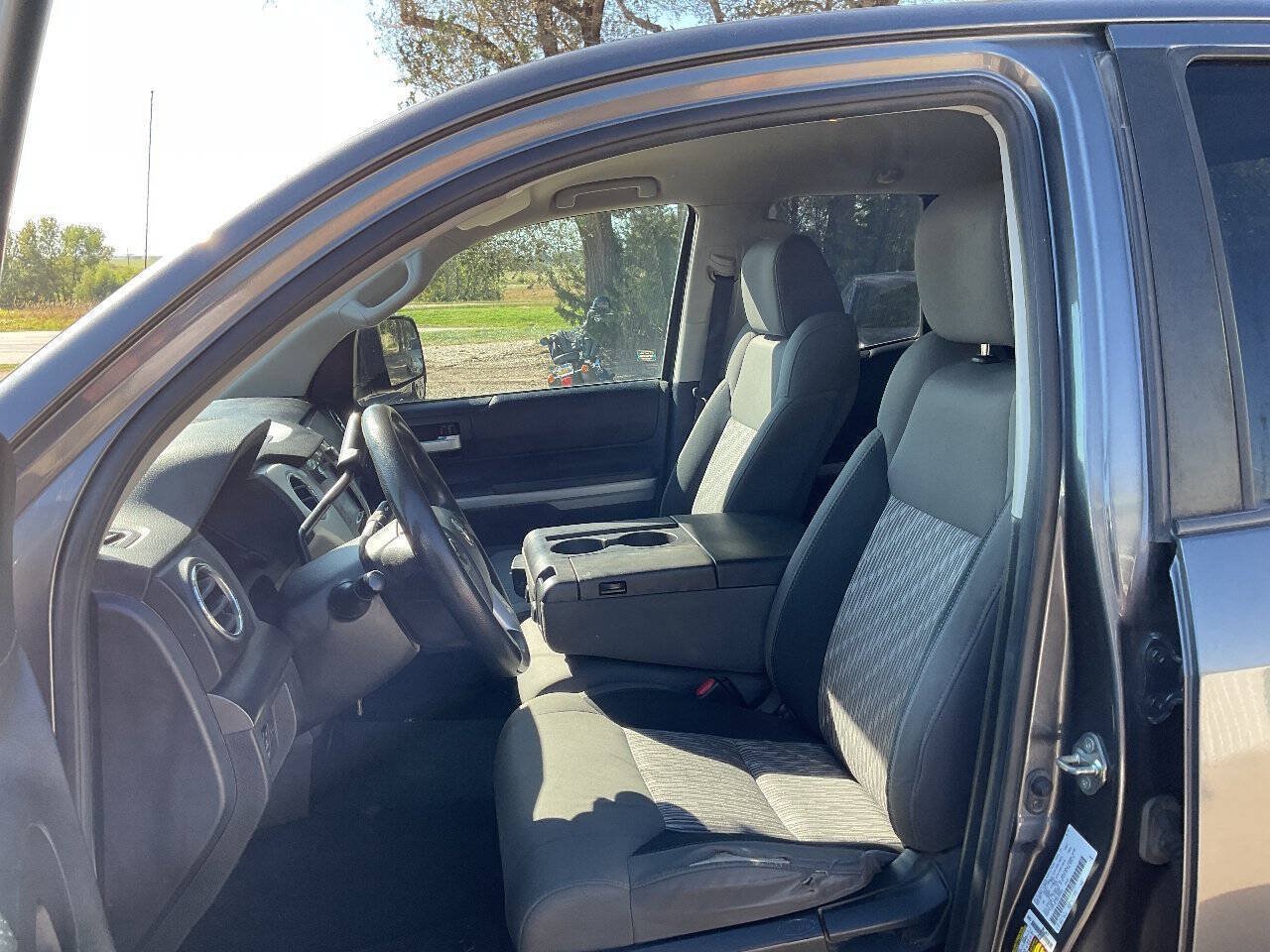 Used 2019 Toyota Tundra SR5 AWD/4WD image 13