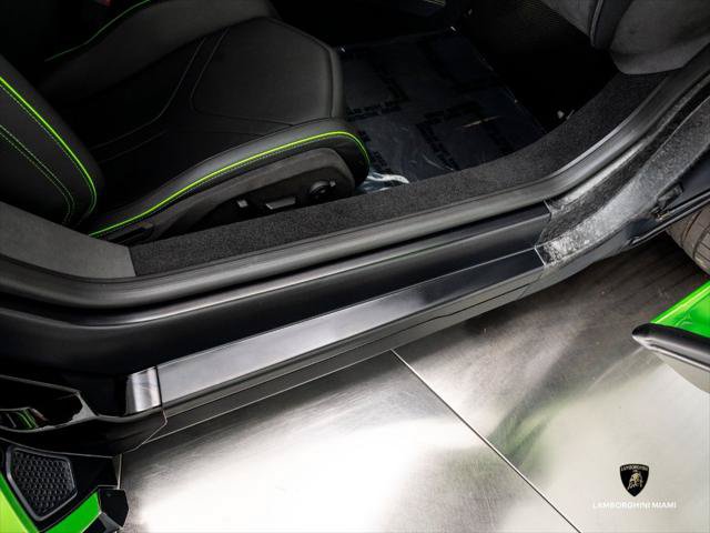 Used 2024 Lamborghini Revuelto AWD/4WD image 42