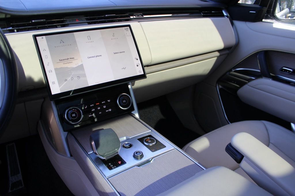 Certified 2023 Land Rover Range Rover SE AWD/4WD image 20