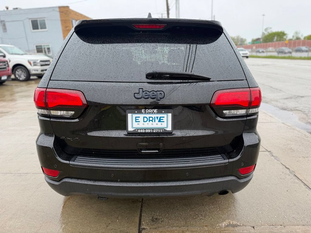Used 2019 Jeep Grand Cherokee Laredo AWD/4WD image 6