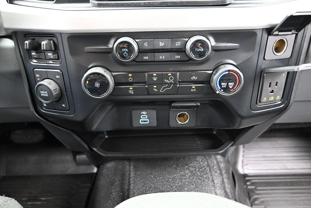 Used 2024 Ford F350 XLT AWD/4WD image 33
