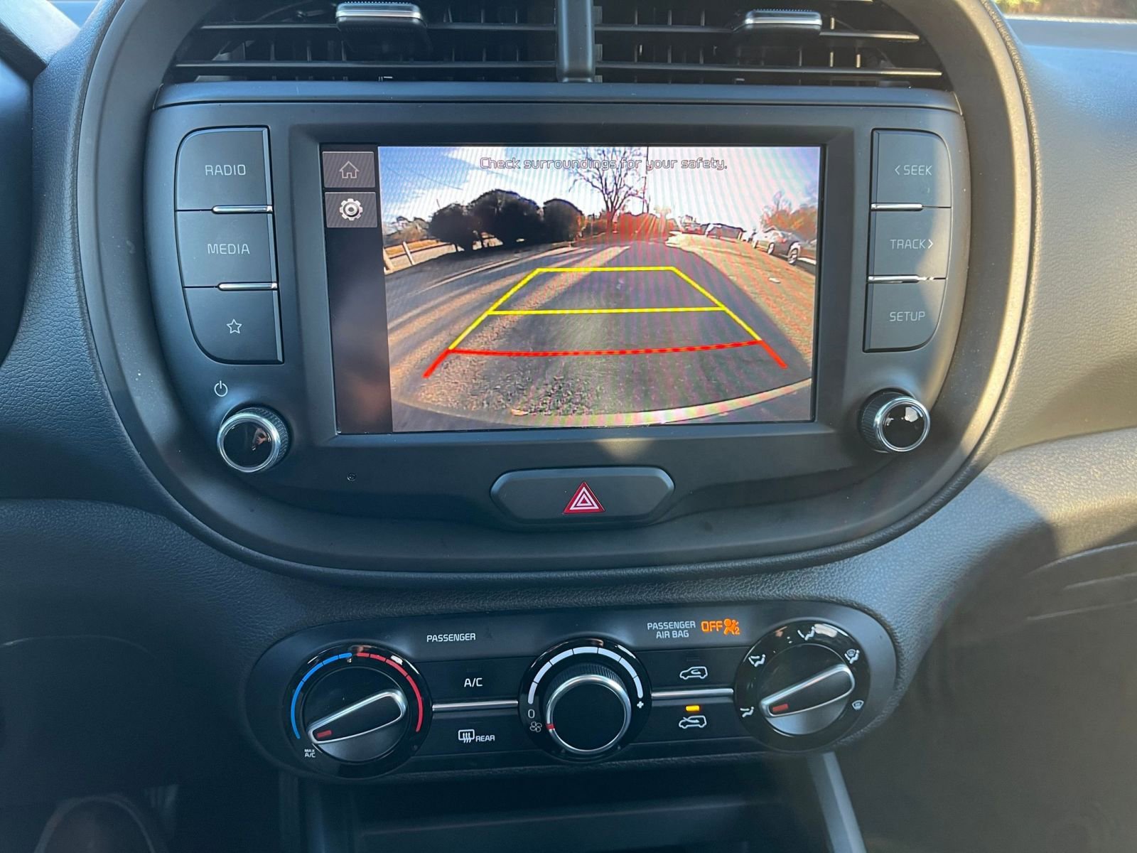 Used 2025 Kia Soul LX w/ LX Technology Package image 17