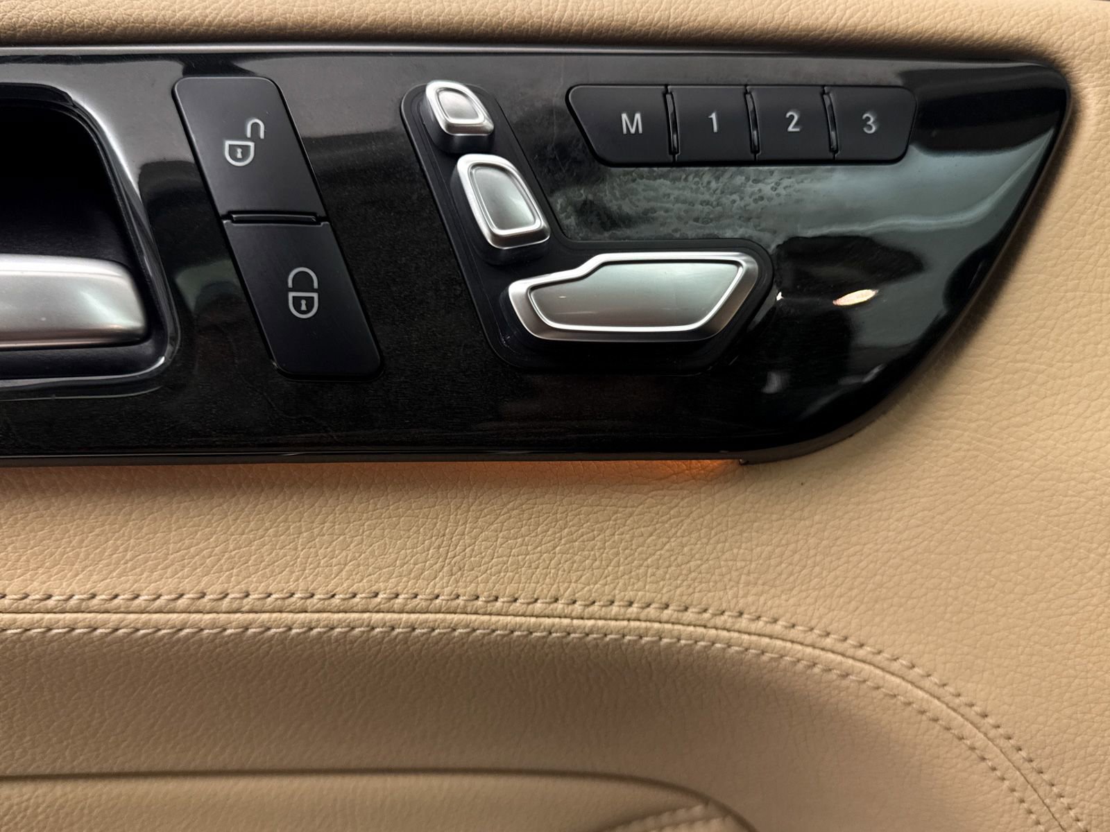 Used 2017 Mercedes-Benz GLE 43 AMG 4MATIC image 27