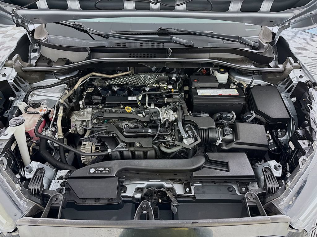 Used 2023 Toyota Corolla Cross LE image 29