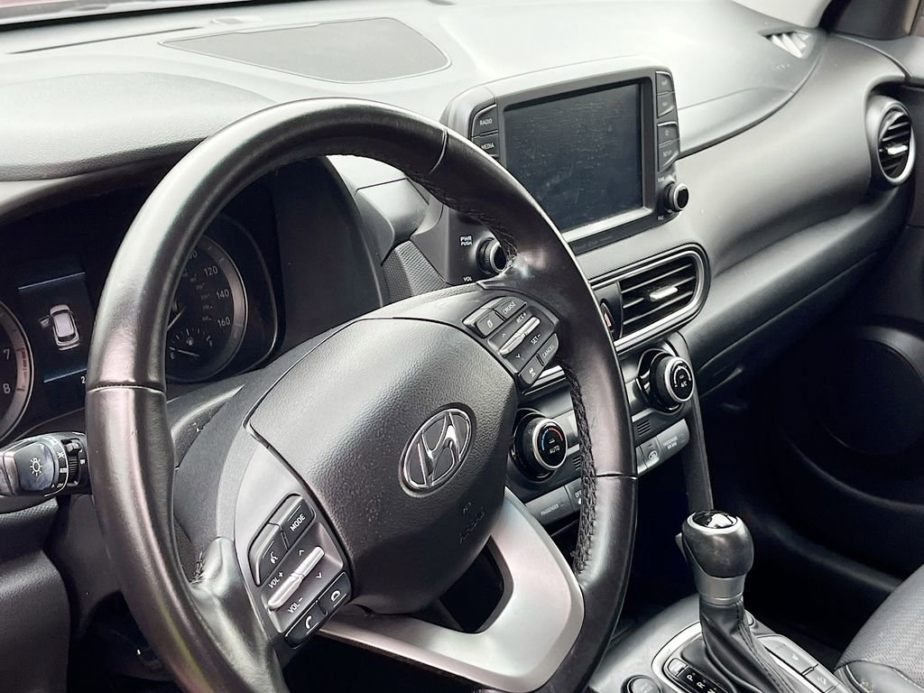 Used 2021 Hyundai Kona Ultimate w/ Cargo Package AWD/4WD image 9