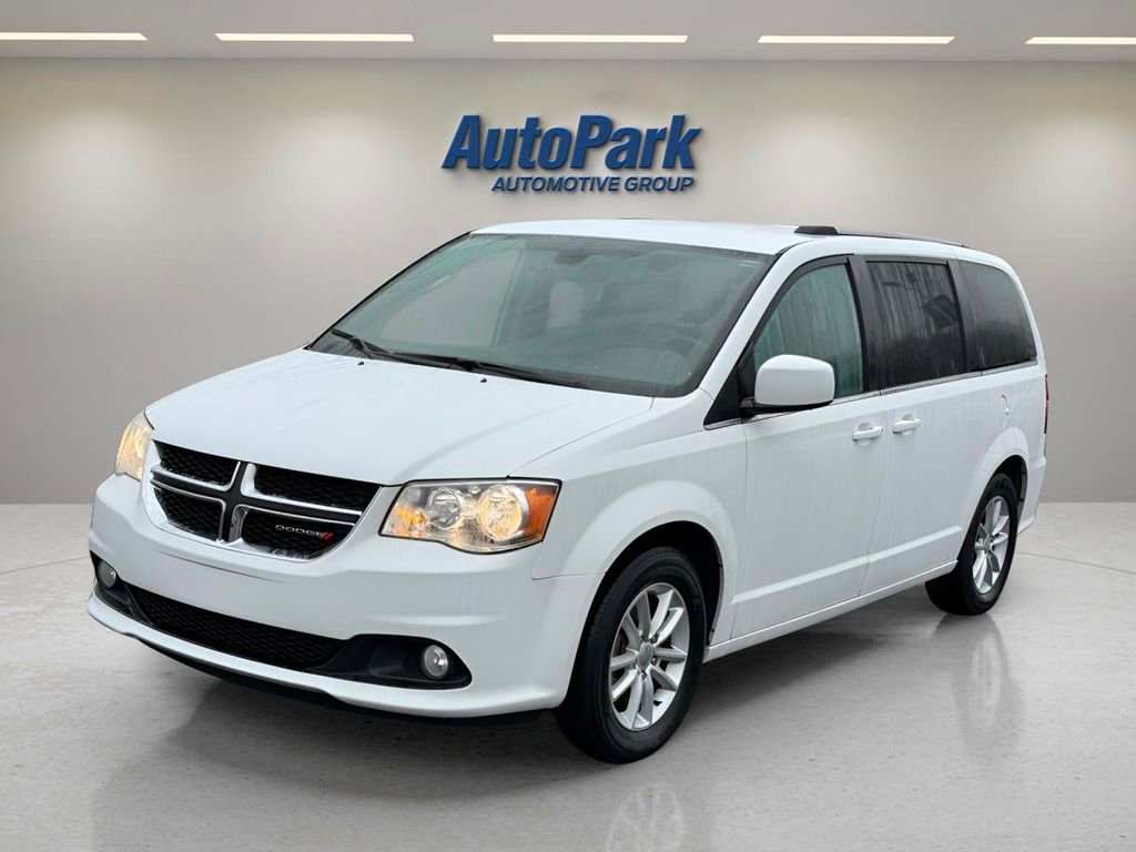Used 2020 Dodge Grand Caravan SXT FWD image 3