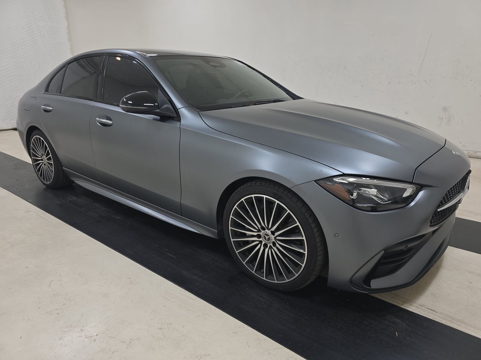 Used 2023 Mercedes-Benz C 300 C 300 image 2