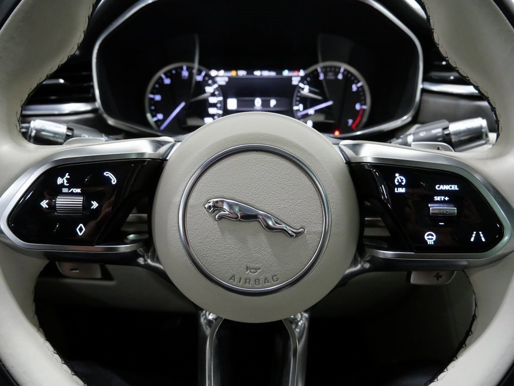 Used 2022 Jaguar F-PACE S image 17