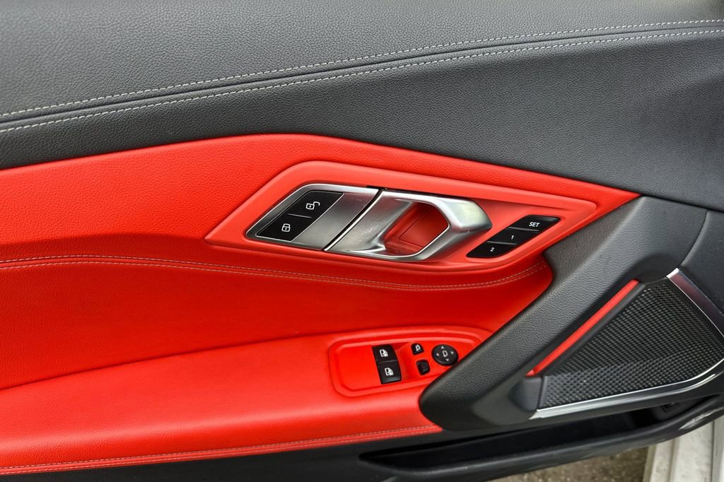 Used 2019 BMW Z4 sDrive30i w/ M Sport Package image 11