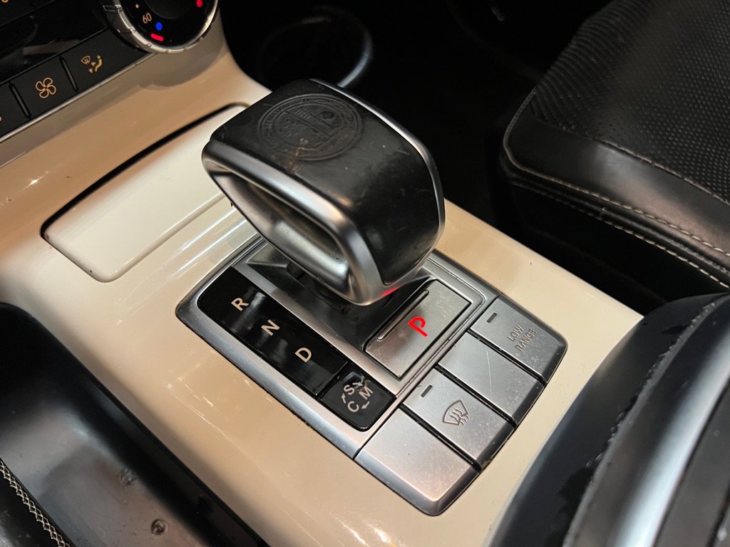 Used 2014 Mercedes-Benz G 63 AMG 4MATIC image 28