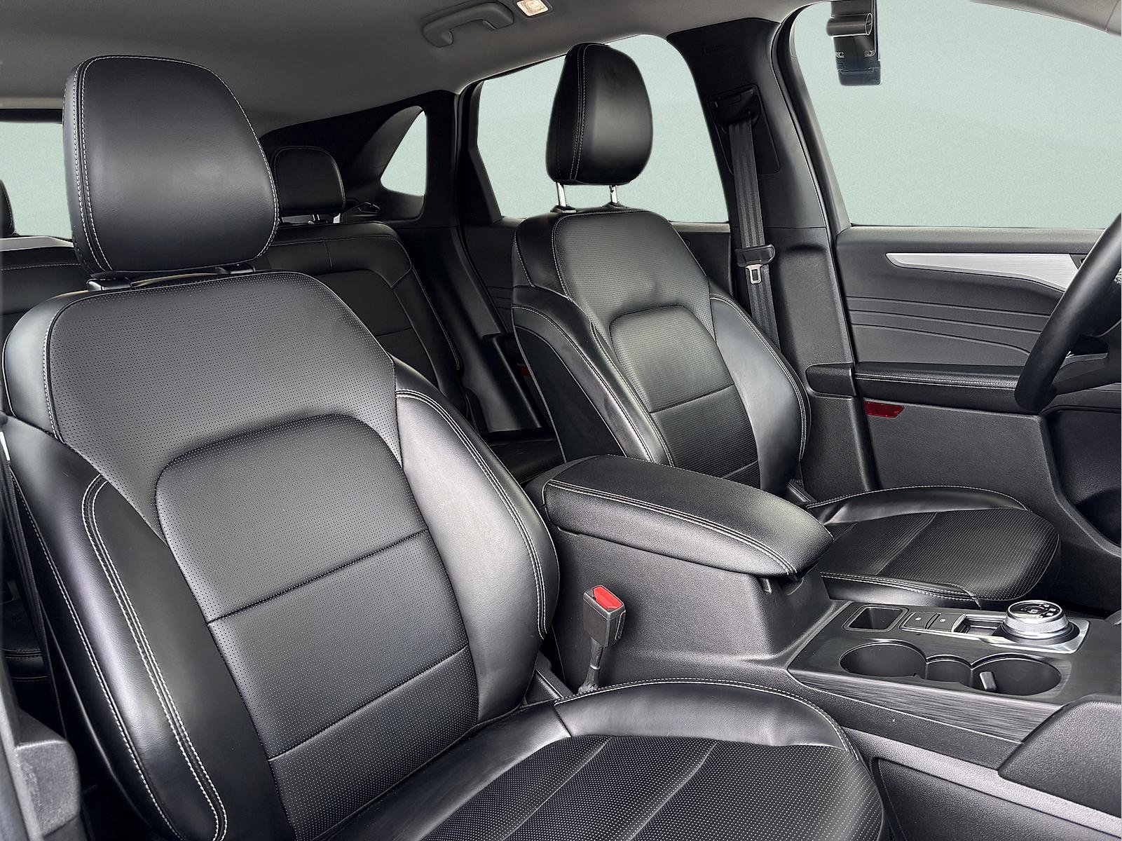 Used 2024 Ford Escape Platinum AWD/4WD image 37