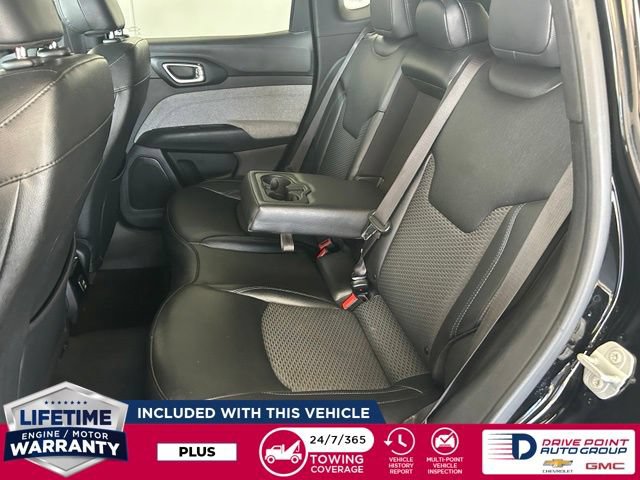 Used 2024 Jeep Compass Latitude AWD/4WD image 23