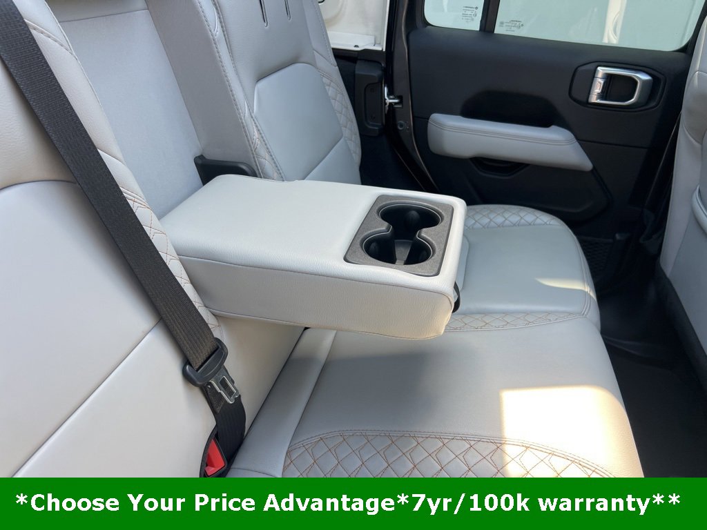 Used 2021 Jeep Wrangler Unlimited Sahara image 25