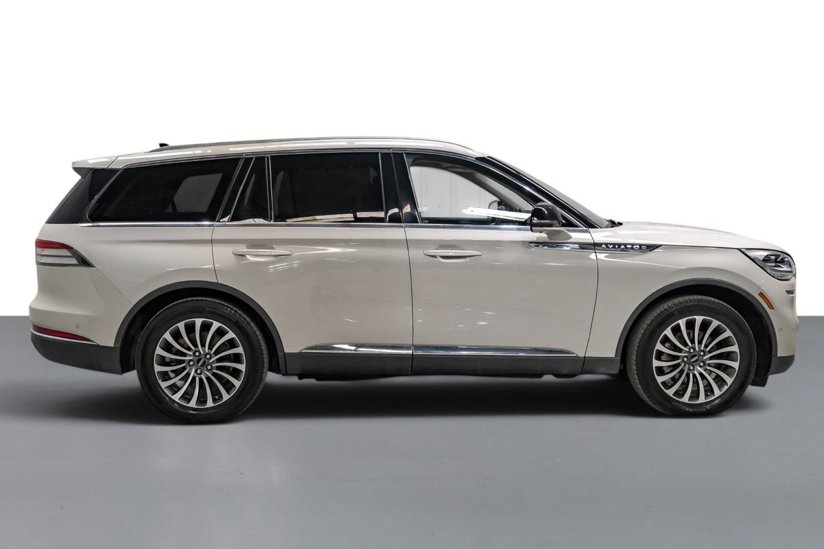 Used 2022 Lincoln Aviator Reserve w/ Equipment Group 201A AWD/4WD image 5