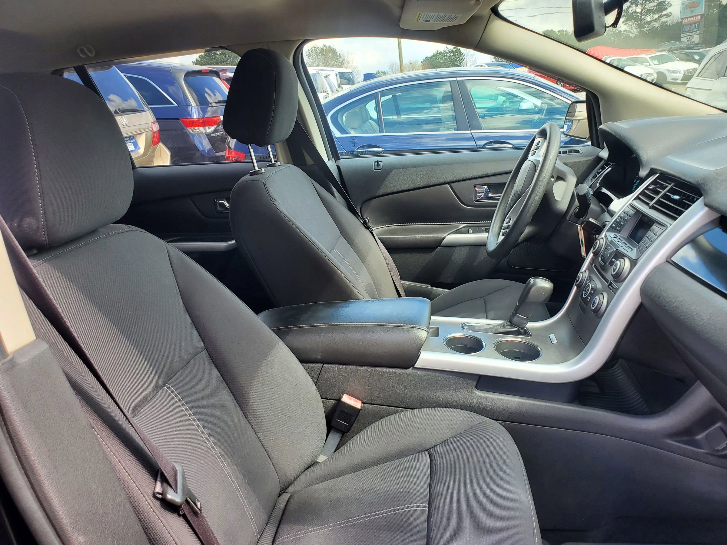 Used 2013 Ford Edge SE FWD image 26