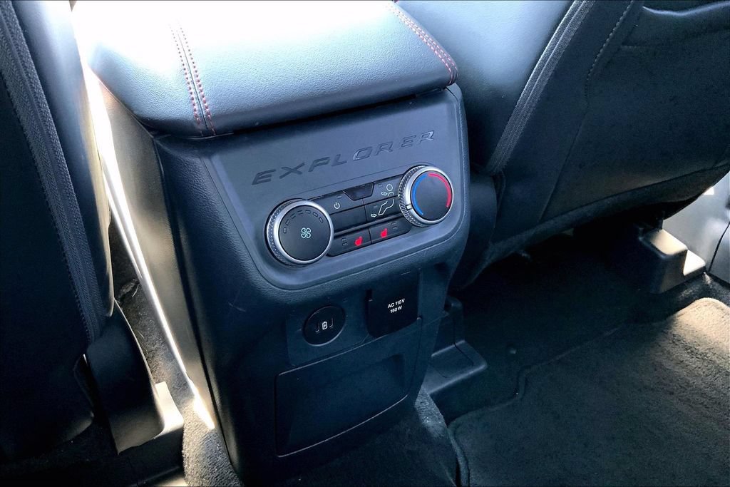 Used 2025 Ford Explorer ST AWD/4WD image 10