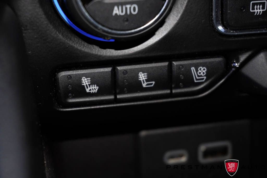 Used 2021 Chevrolet Suburban Premier image 10