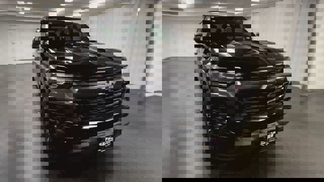 Certified 2024 Chevrolet Colorado LT w/ LT Convenience Package III image 3