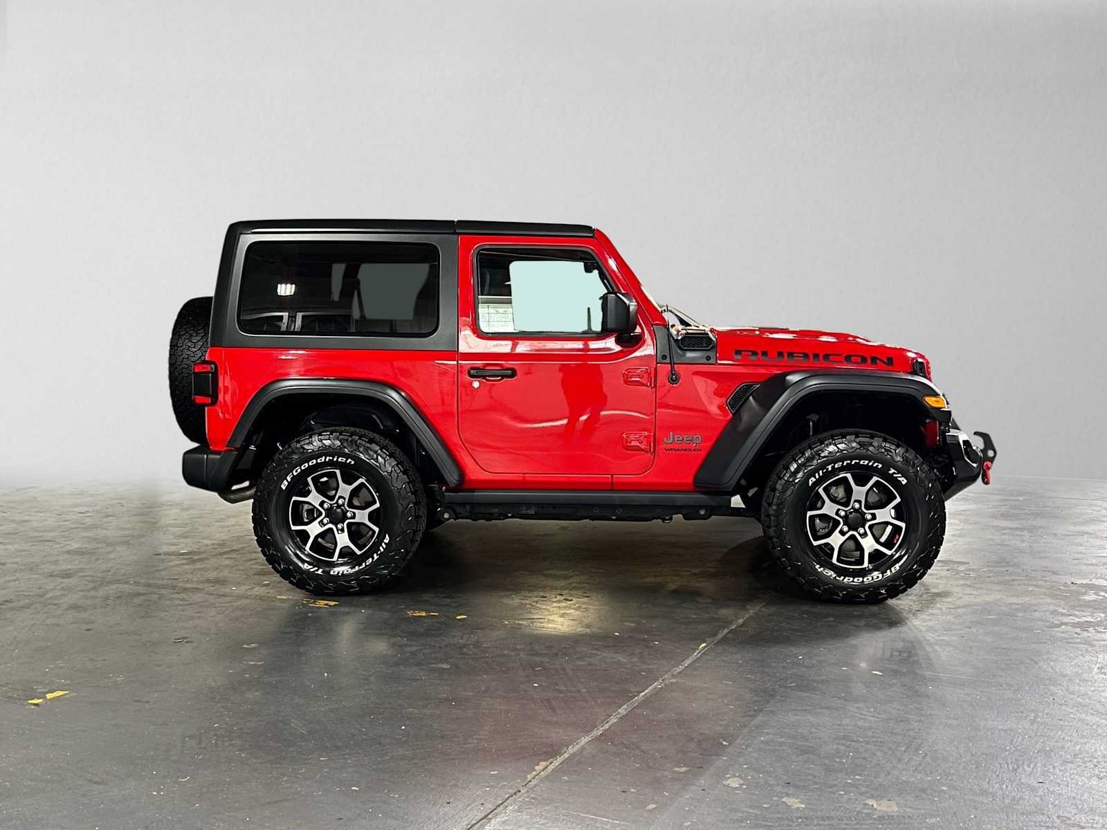 Used 2018 Jeep Wrangler Rubicon AWD/4WD image 2