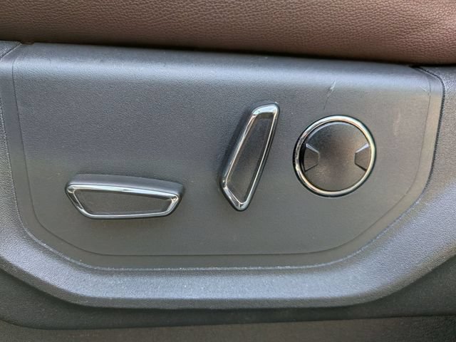 Used 2023 Ford Expedition Limited AWD/4WD image 15