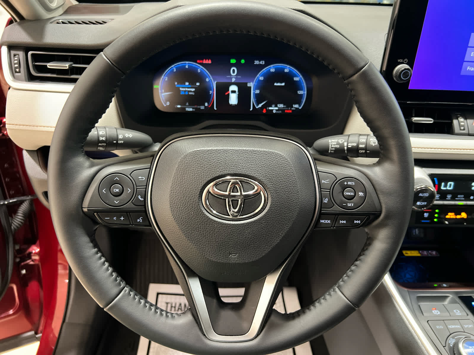 Used 2025 Toyota RAV4 Limited w/ Advanced Technology Package AWD/4WD image 22