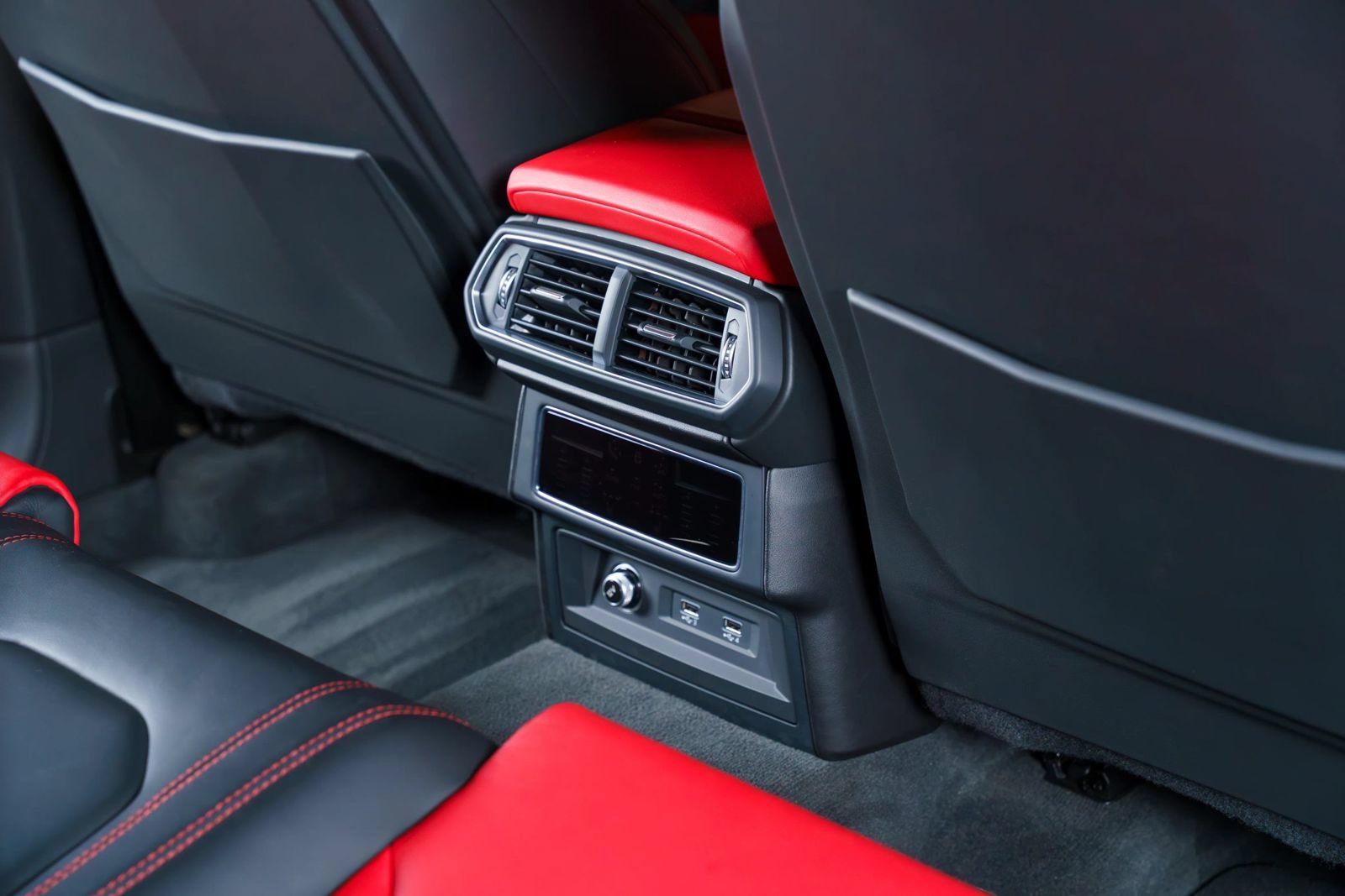 Used 2021 Lamborghini Urus AWD/4WD image 99