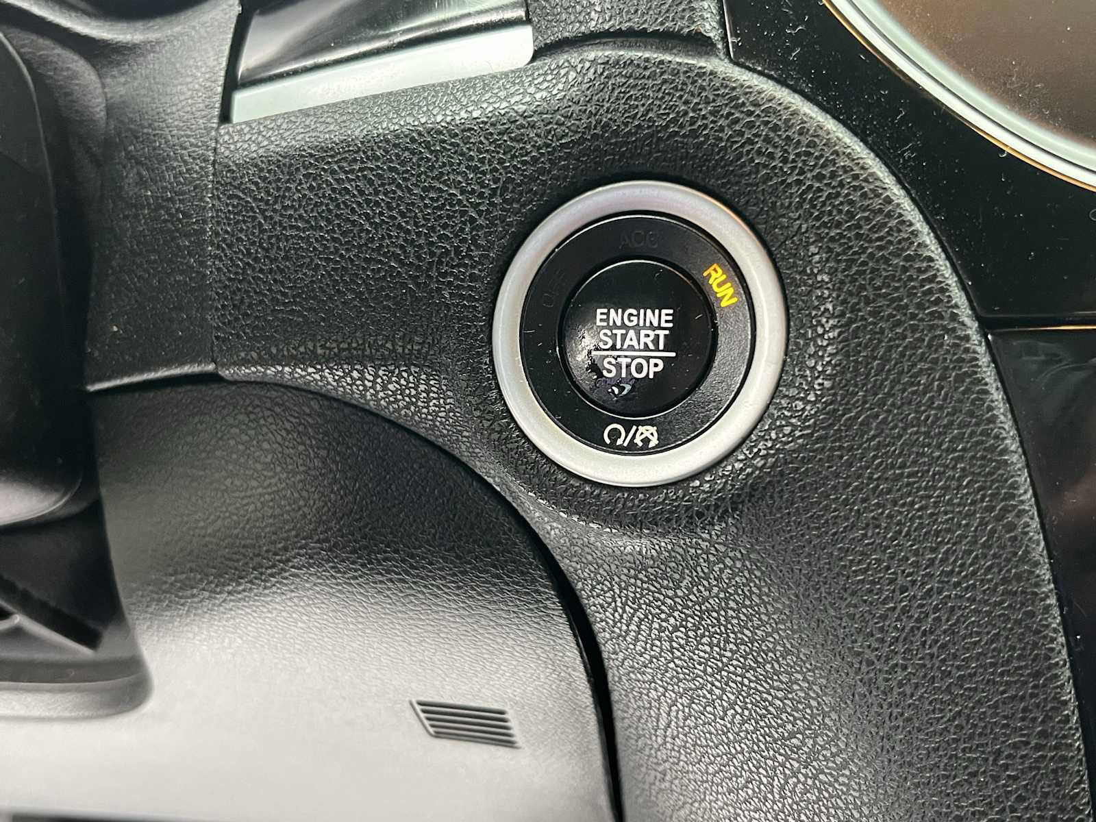 Used 2019 Chrysler 300 S RWD image 23