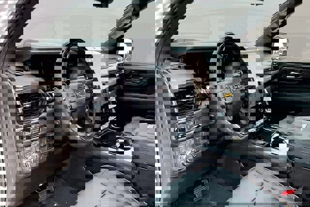 New 2026 GMC Yukon AT4 w/ AT4 Premium Plus Package image 7