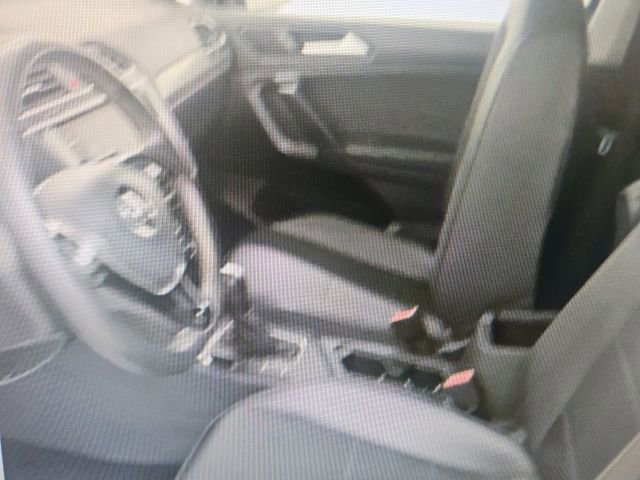 Used 2021 Volkswagen Tiguan SE w/ Panoramic Sunroof Package image 4