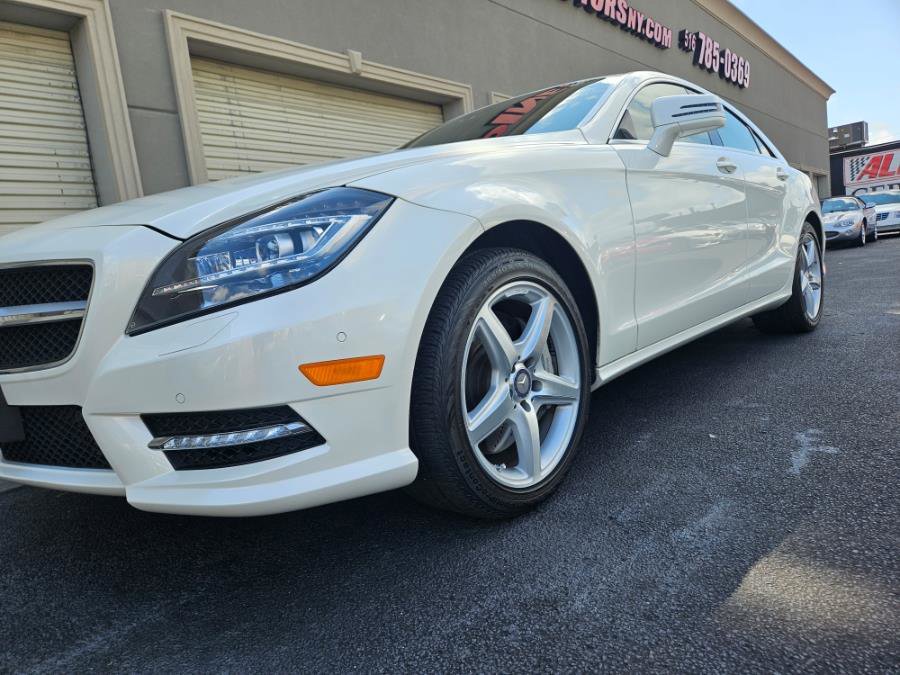Used 2014 Mercedes-Benz CLS 550 4MATIC image 32