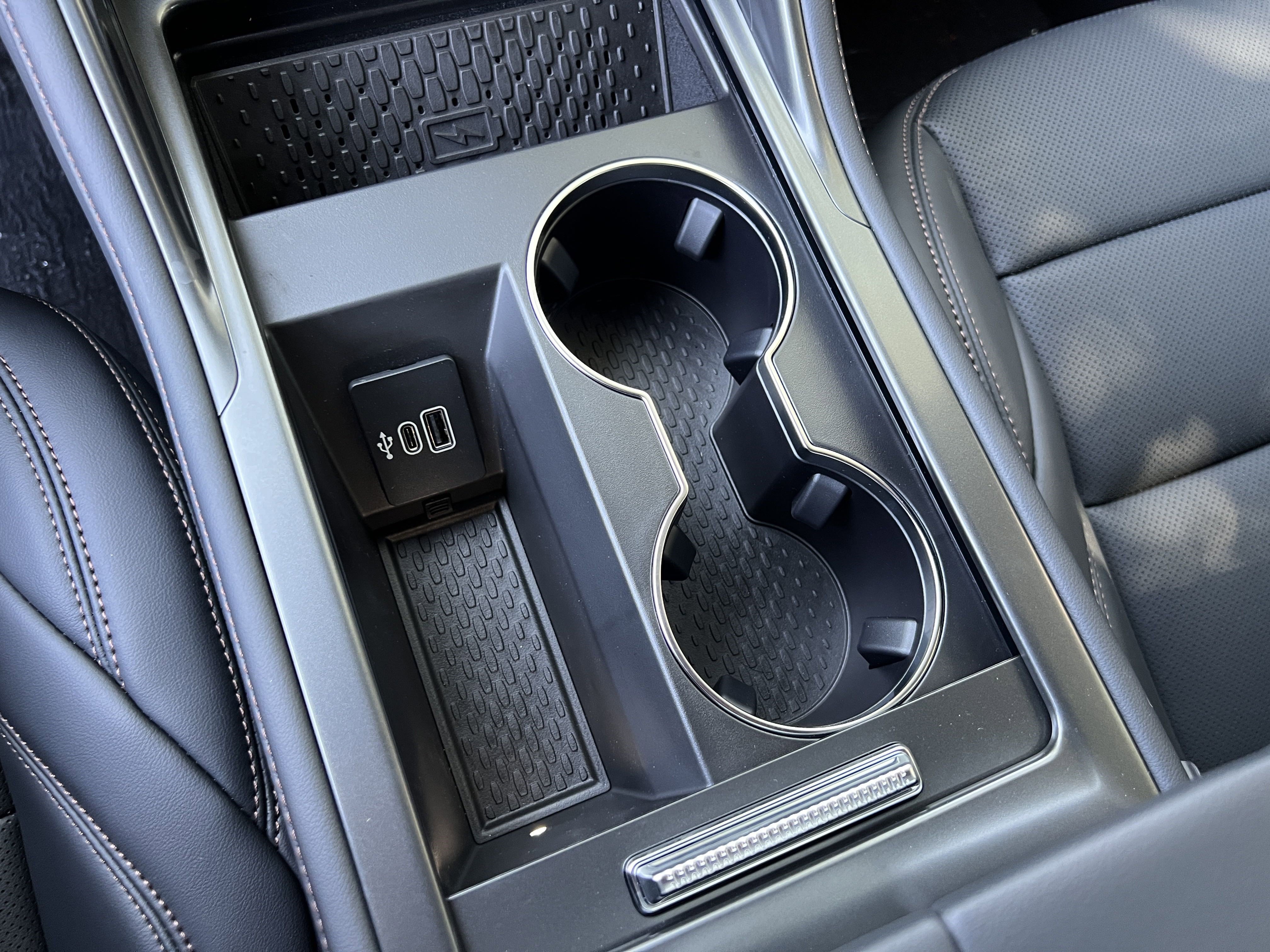 New 2025 Lincoln Nautilus Premier w/ Jet Appearance Package image 23