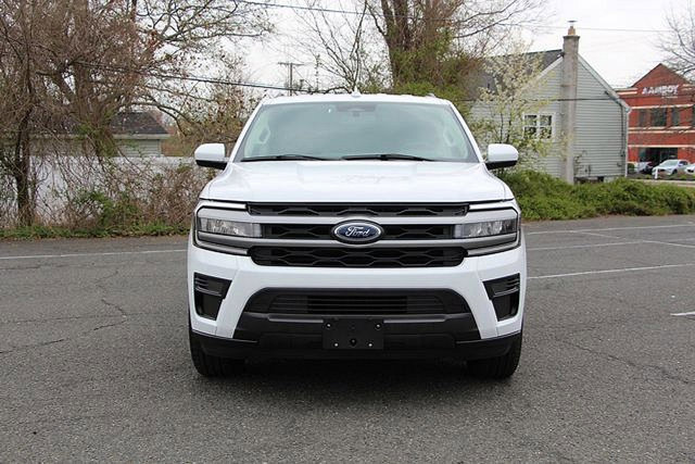 Certified 2024 Ford Expedition XLT AWD/4WD image 2
