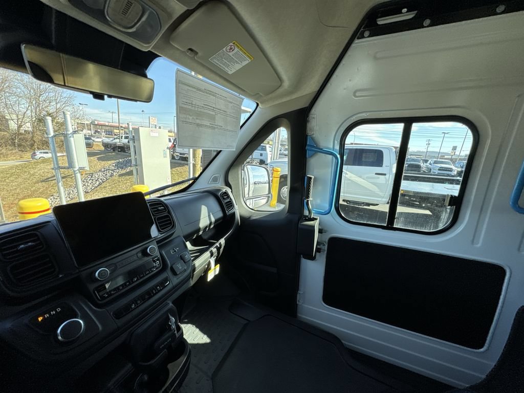 New 2024 RAM ProMaster 3500 w/ Delivery Van Package FWD image 11