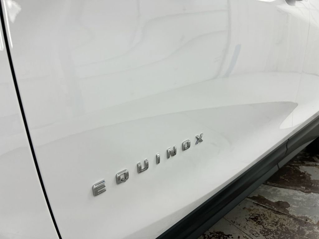 Used 2024 Chevrolet Equinox LS image 25