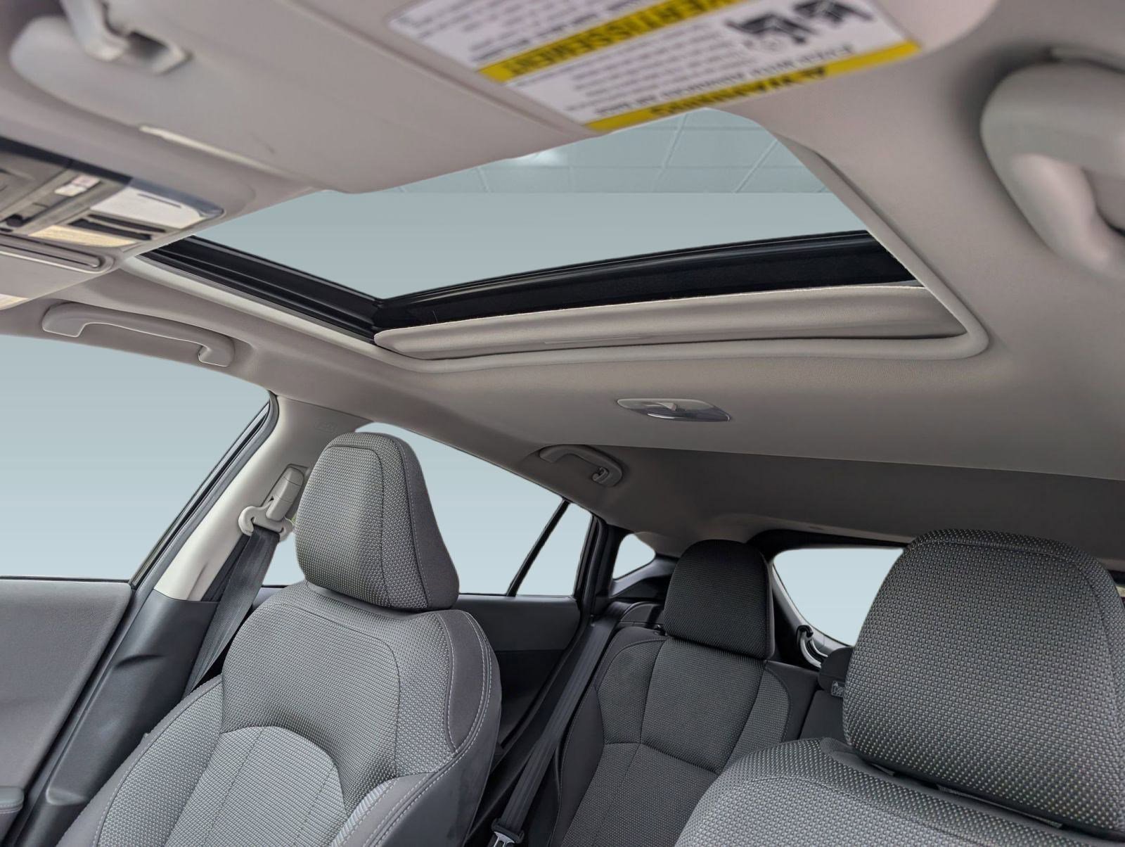 Used 2024 Subaru Crosstrek 2.0i Premium image 16