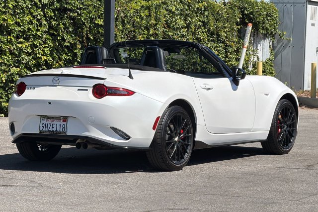 Used 2023 MAZDA MX-5 Miata Club w/ Brembo/BBS Recaro Package RWD image 4