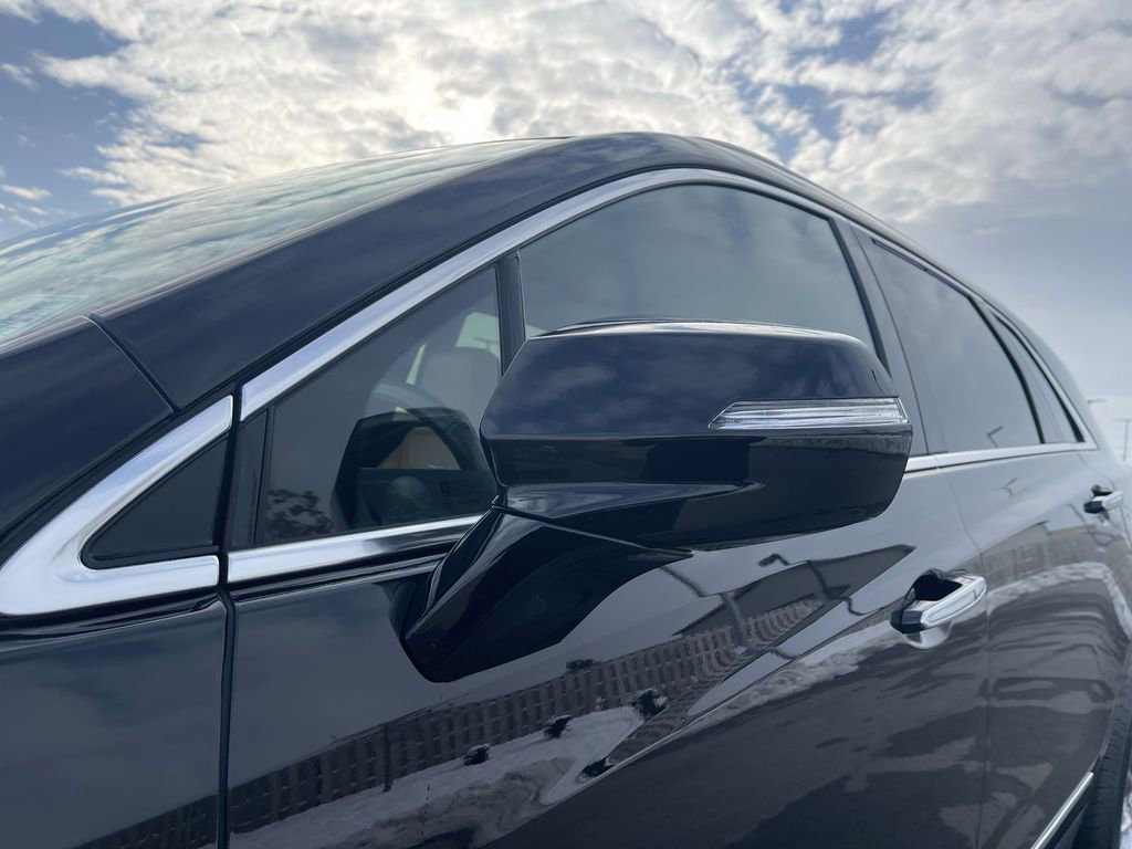 Certified 2022 Cadillac XT5 Premium Luxury image 11