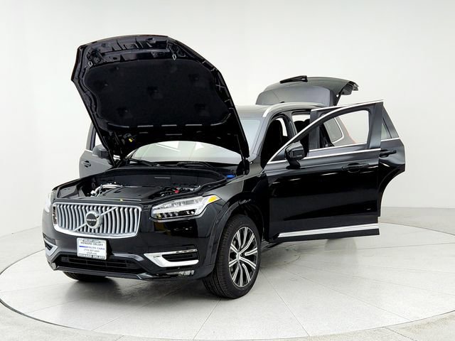 New 2025 Volvo XC90 B6 Plus w/ Protection Package Premier image 9