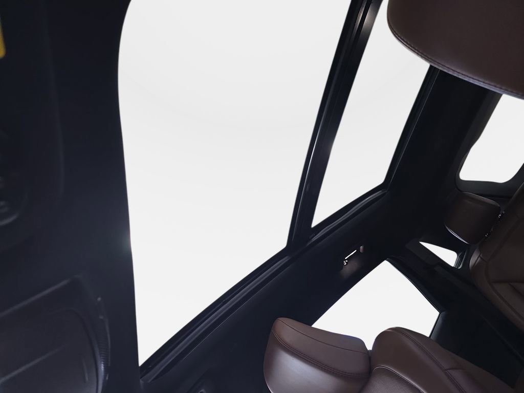 Used 2021 Lincoln Nautilus Reserve w/ Monochromatic Package image 28