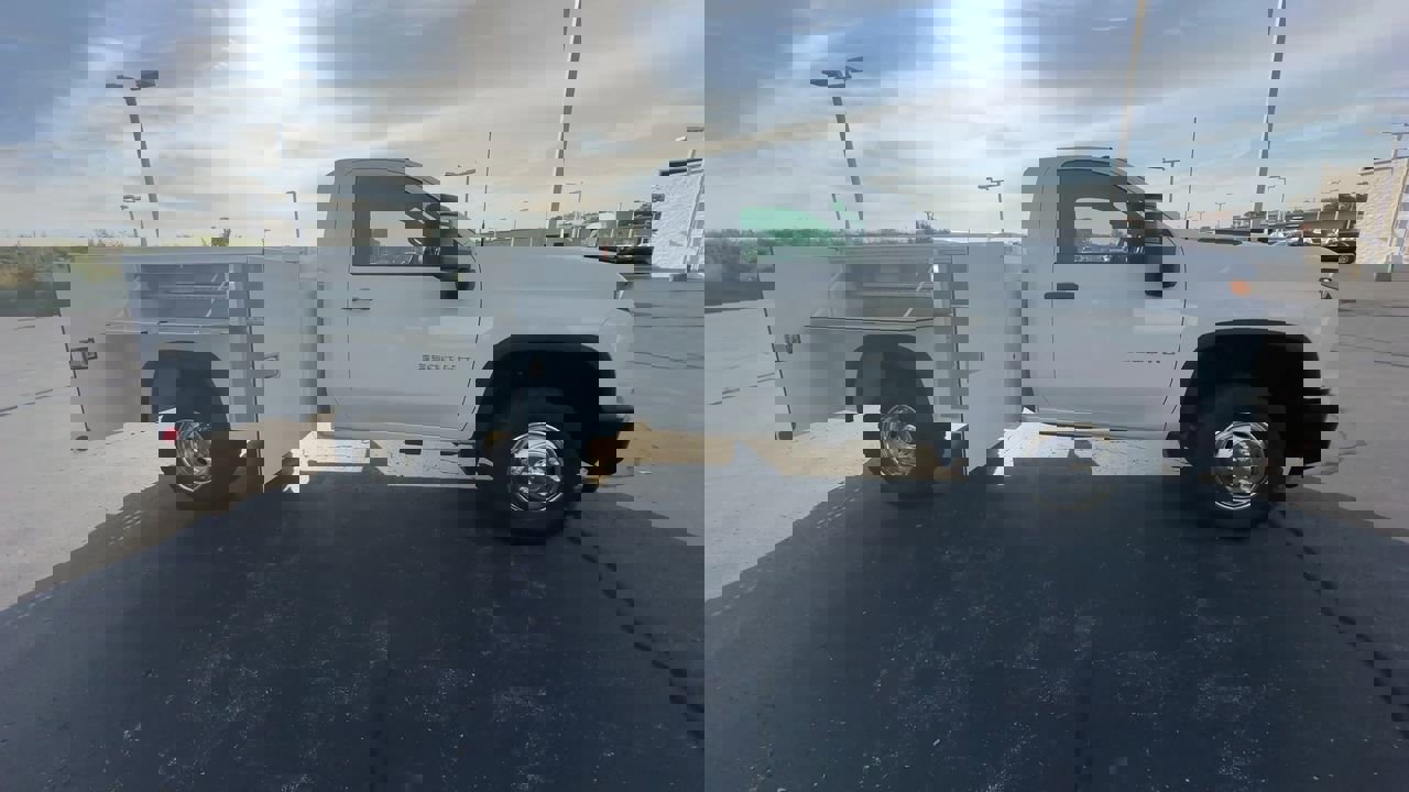 Used 2022 Chevrolet Silverado 3500 W/T w/ WT Convenience Package image 9