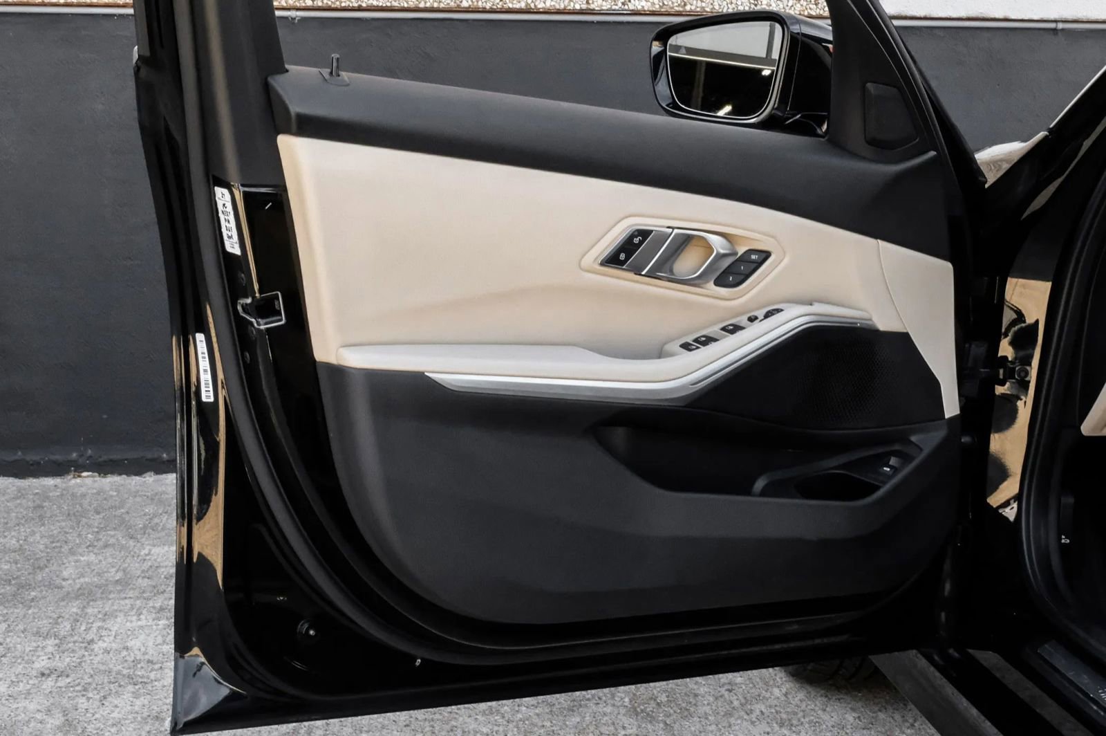 Used 2021 BMW 330i Sedan w/ Convenience Package image 46