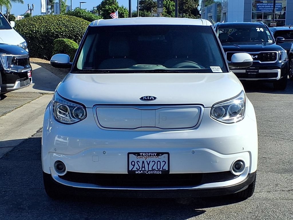 Used 2015 Kia Soul EV + FWD image 2