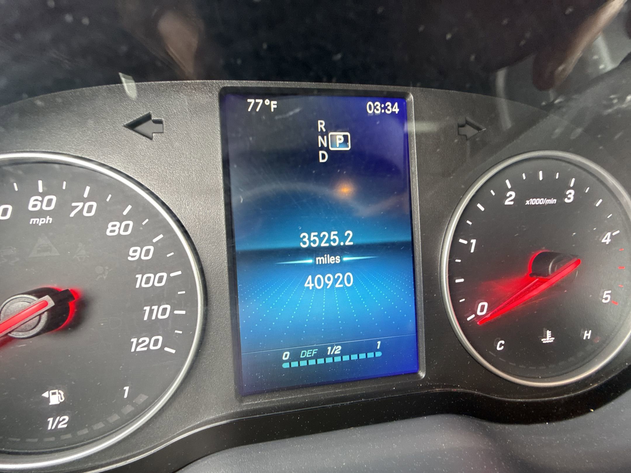 Used 2024 Mercedes-Benz Sprinter 2500 image 13