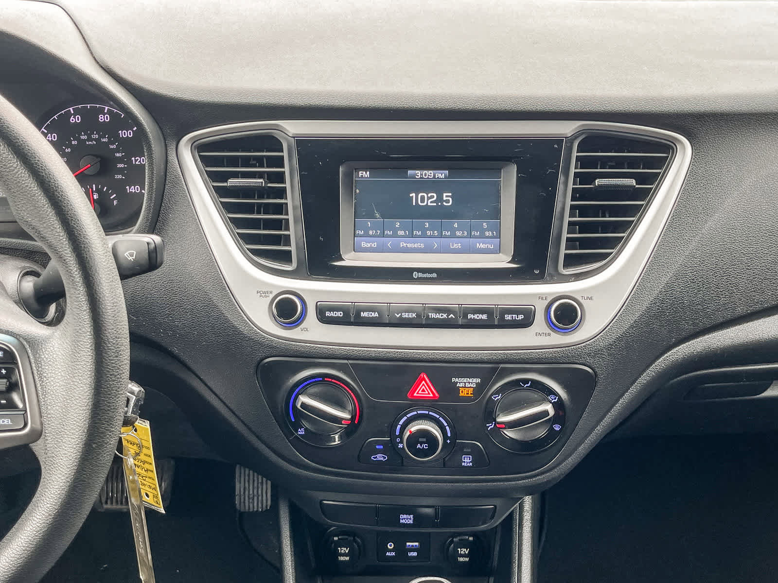 Used 2021 Hyundai Accent SE image 12