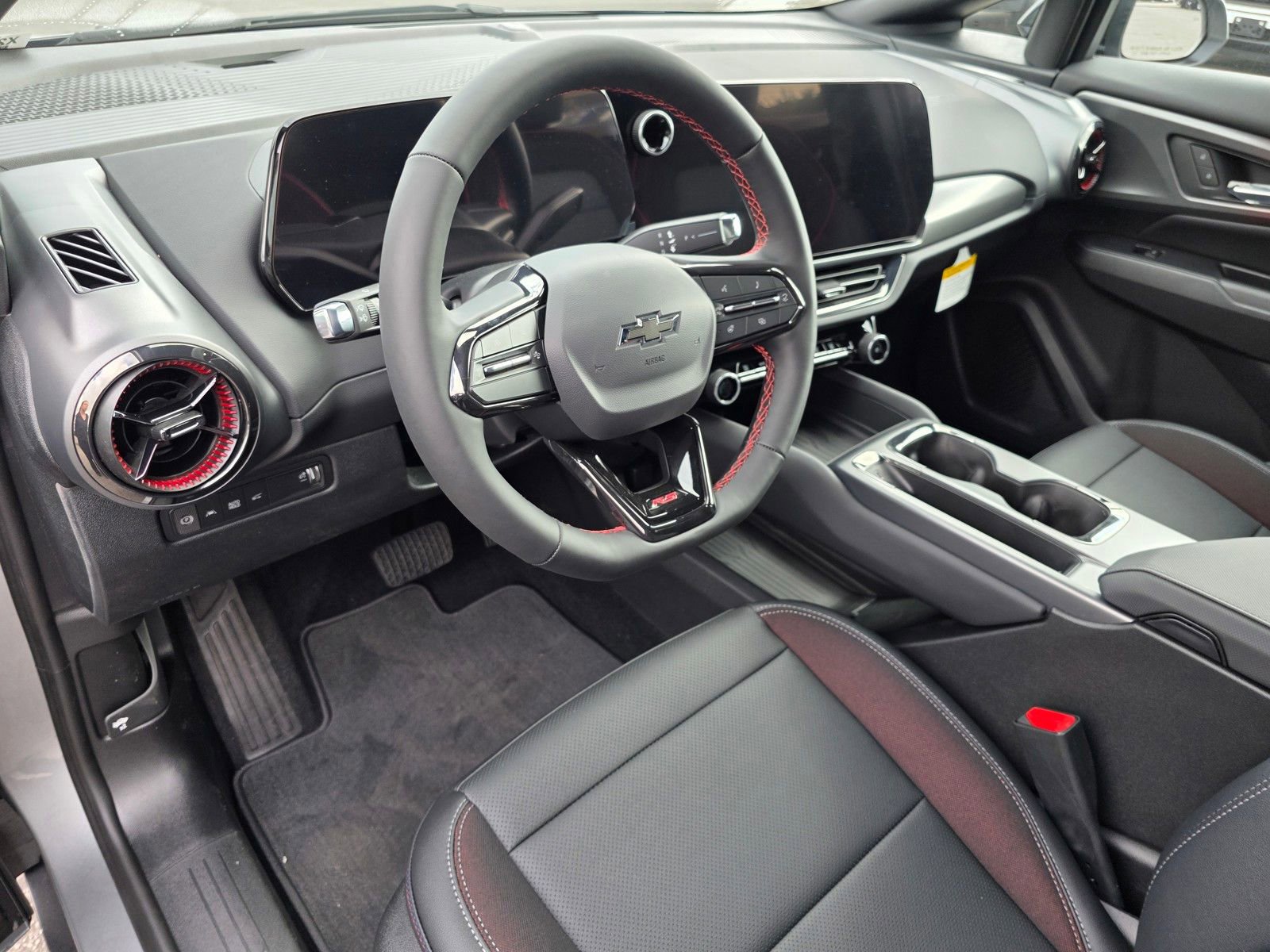 New 2026 Chevrolet Equinox EV RS image 25