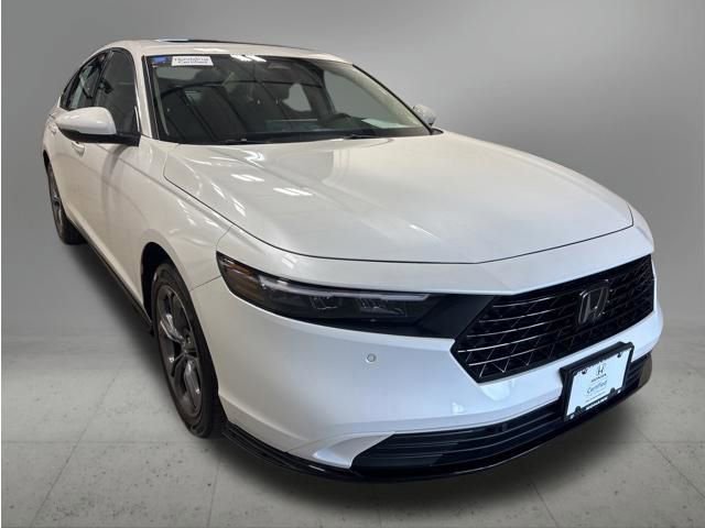 Certified 2024 Honda Accord EX-L image 9