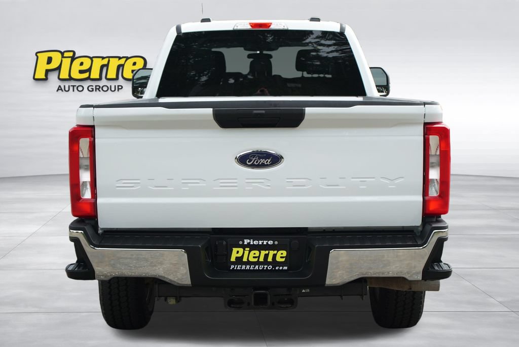Used 2024 Ford F350 XLT w/ FX4 Off-Road Package AWD/4WD image 6