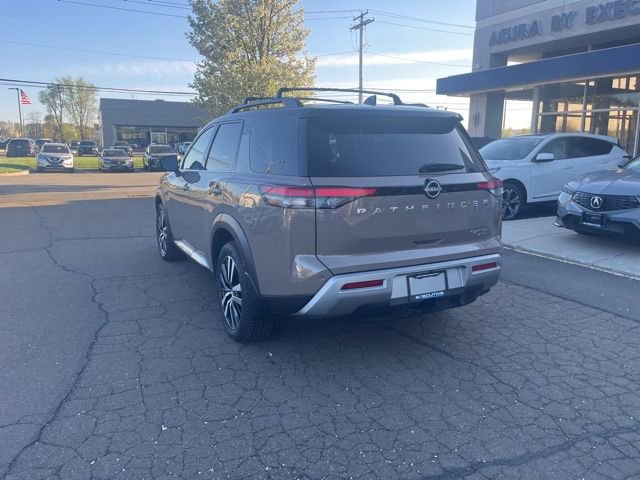 Used 2023 Nissan Pathfinder Platinum AWD/4WD image 10