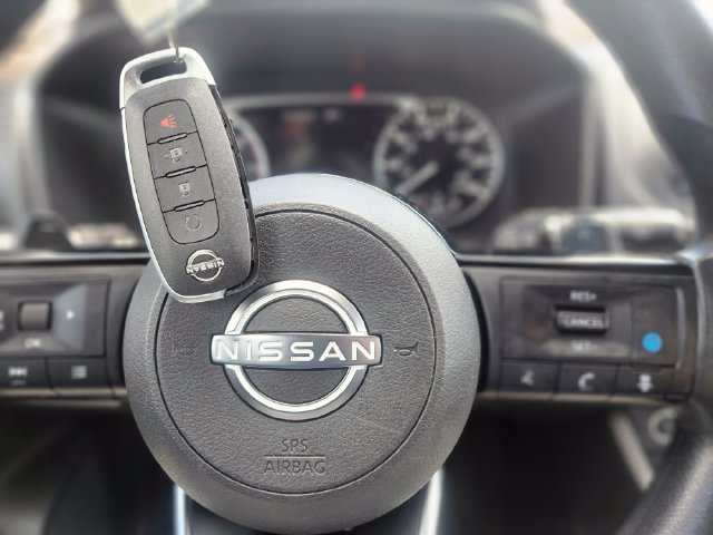 Used 2023 Nissan Rogue SV AWD/4WD image 38